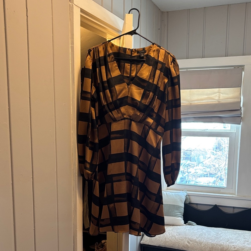 Halogen Chic Black and Gold Geometric Dress